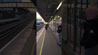 CLASS 701 037 ARRIVING INTO FELTHAM FOR LONDON WATERLOO I GOT OFF AT RICHMOND 3RD DECEMBER 2O24 [upl. by Aneekal]