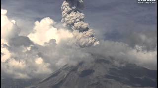 Volcán de Colima Explosión del 12 de febrero 2015 a las 1459 [upl. by Droffats]