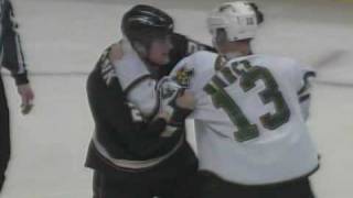 Krys Barch vs Sheldon Brookbank Mar 6 2009 [upl. by Flossy]