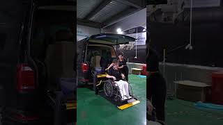 Wheelchair Lifting Mechanism for Tailgate [upl. by Aw]