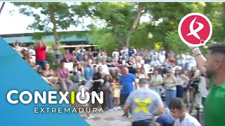 Los vecinos de Cabeza del Buey celebran sus fiestas con humor amarillo  Conexión Extremadura [upl. by Thorne]