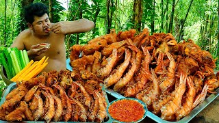 Survival Cooking SkillDeep Fry Shrimp And Crab Seafood Eating With Hot Chili Sauce So Delicious [upl. by Naro]