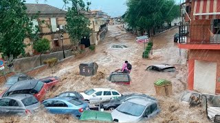 Now in Tennessee Massive evacuation in Dollywood Flash flooding in Pigeon Forge [upl. by Erroll]