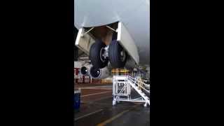 747 Nose Gear Extend [upl. by Manoop]