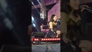 Yasmin Mendes cantando Eu sei de cor em Hopi Hari [upl. by Gilly]