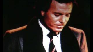 Julio Iglesias Je me sens bien chez vous [upl. by Elocon260]