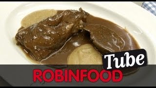 ROBINFOOD  Carrilleras y manos de cerdo estofadas  Puré de peras asadas y ajos [upl. by Phelgen]