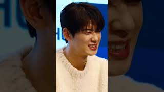 Chaeunwoo semuaorang everyone vod pageforyou chaeunwoo [upl. by Elacim937]