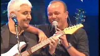 O scarrafone Pino Daniele Gigi DAlessio  Fischi per DAlessio live Napoli 2008 [upl. by Enilasor253]