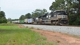 HD NS 2752 leads NS Train 220 in Tallapoosa GA [upl. by Akemal63]