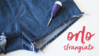 TUTORIAL come accorciare i jeans e sfrangiare lorlo  Cucire il denim 04  Cucito mai più senza [upl. by Nolyaw]