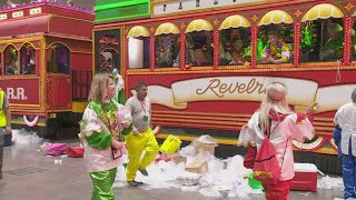 Krewe of Orpheus rolls on Lundi Gras [upl. by Yaluz]