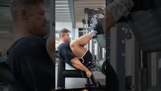 Wesley viss shares his legs workout wesleyvissers classicphysique mrolympia2024 bodybuilding [upl. by Ken]