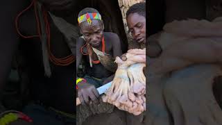 Its Lunch time See how Hadza prepares their favorite meal today 😋😍😲hadzabetribe villagelife food [upl. by Sparkie]