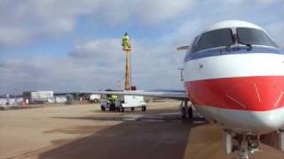 Me deicing an American Eagle ERJ145 [upl. by Walworth]