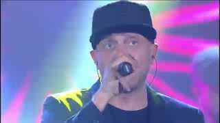 Max Pezzali  Hanno ucciso lUomo Ragno Live  Radio Italia 21015 [upl. by Collyer759]