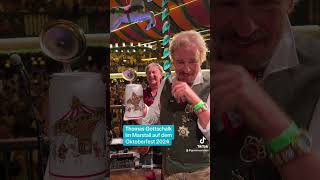 Thomas Gottschalk im Marstall auf dem Oktoberfest 2024 am Abend des 21092024 [upl. by Lekkim]