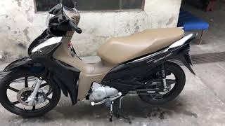 Honda Biz 125 [upl. by Siddon]