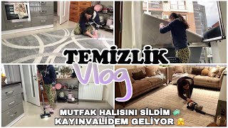 TEMİZLİK VLOG❗️ MUTFAK HALISI NASIL SİLİNİR 🧼  SALATA TARİFİ 👩‍🍳 KAYINVALİDEM GELİYOR 🫣 [upl. by Suirtimed586]