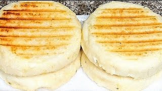 Arepas de maíz peto rellenas de queso [upl. by Burg]