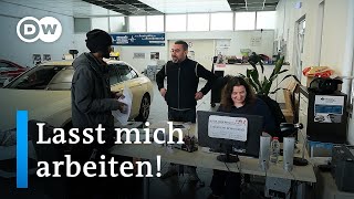 Jobs für Menschen mit Behinderung  DW Reporter [upl. by Anirtap]