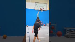 Misdirection Bag basketballworkout basketball hoops basketballtrainer ballislife nba [upl. by Nowyt730]