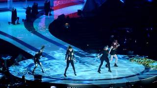 Fancam Mnet Asian Music Awards MAMA 2011  2ne1 Im The Best 2 [upl. by Stalder]