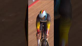 A track stand MASTERCLASS ⚡️ ucitcl trackcycling [upl. by Olivia]