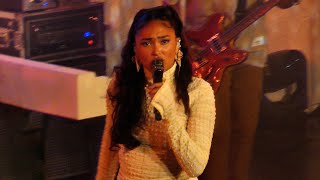 Joy Crookes  Wild Jasmin Live at Melkweg Max Amsterdam  25052022 [upl. by Aret]